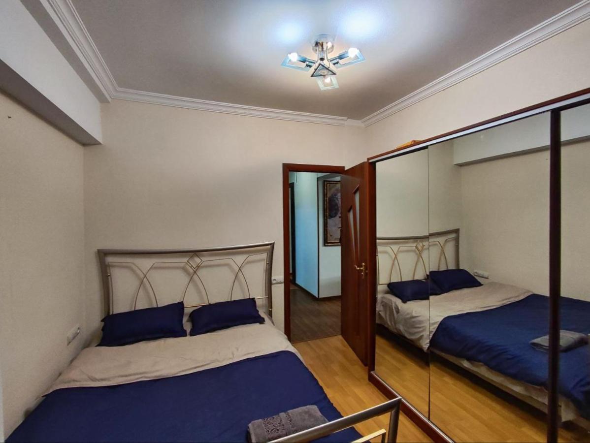 Hotel In Center Of Ереван Экстерьер фото